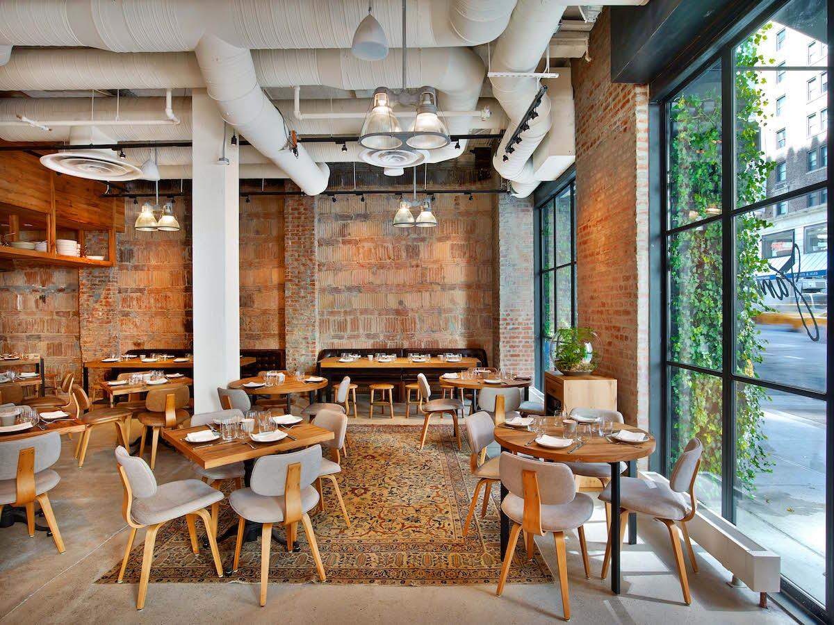 The dining room of Jonathan Waxman's Jams.