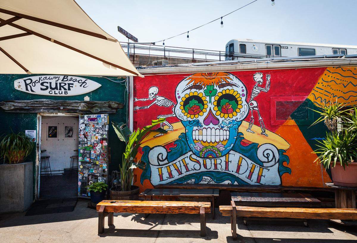 The perfect post-surf hang in Rockaway Beach.