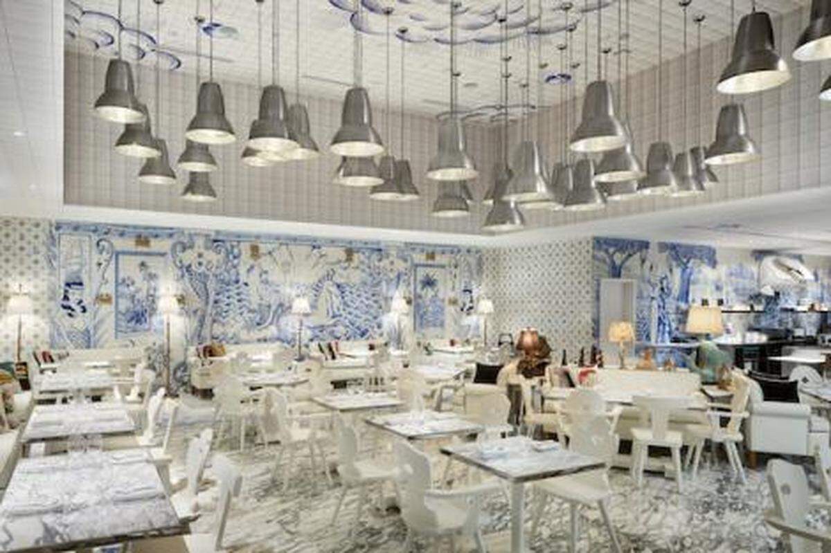 Each tile in Bazaar Mar is handpainted by artist Sergio Mora.