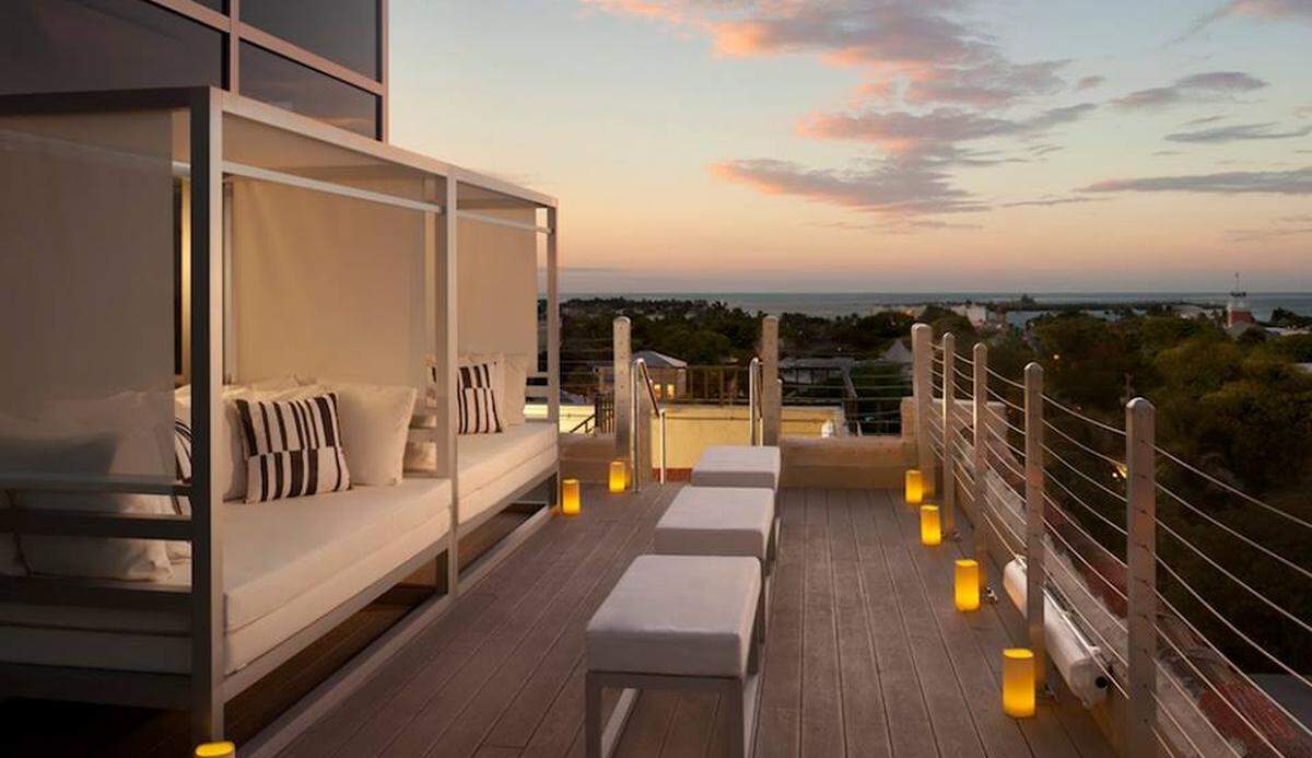 Views from La Concha’s rooftop spa on Duval Street.