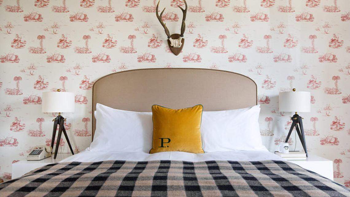 A guest room at Palihouse Santa Monica.