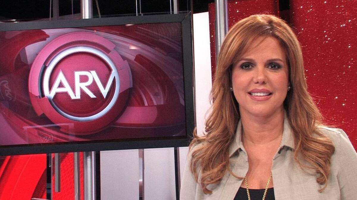 María Celeste Arrarás is the host of "Al rojo vivo" on Telemundo.