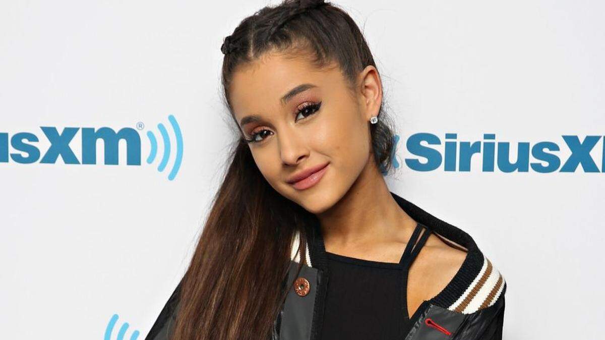 NEW YORK, NY - MARCH 14:  Singer Ariana Grande visits the SiriusXM Studio on March 14, 2016 in New York City.  (Photo by Cindy Ord/Getty Images for SiriusXM)