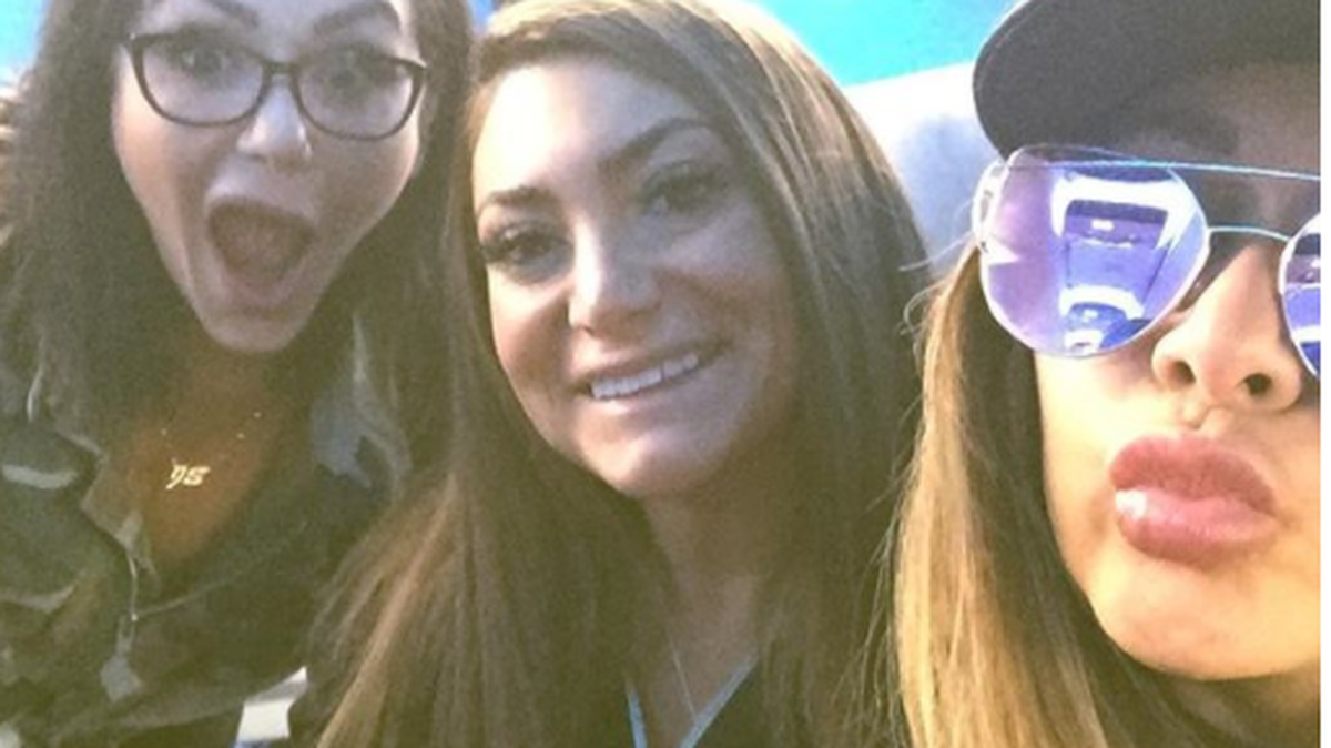 Jenni “JWoww” Farley, Deena Nicole Cortese and Nicole “Snooki” Polizzi en route to film the Jersey Shore reunion in 2019.