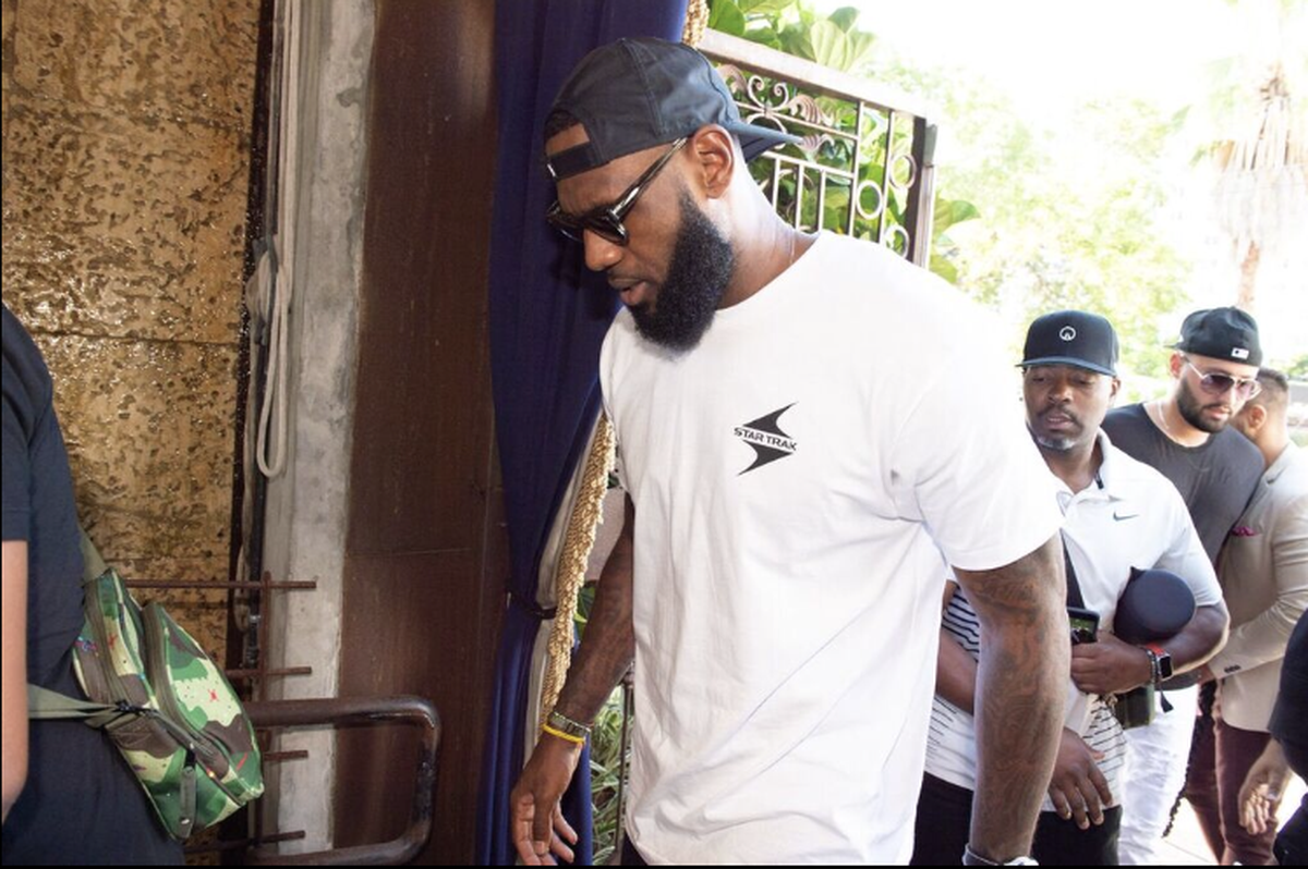 LeBron James arrives at Kiki on the River.