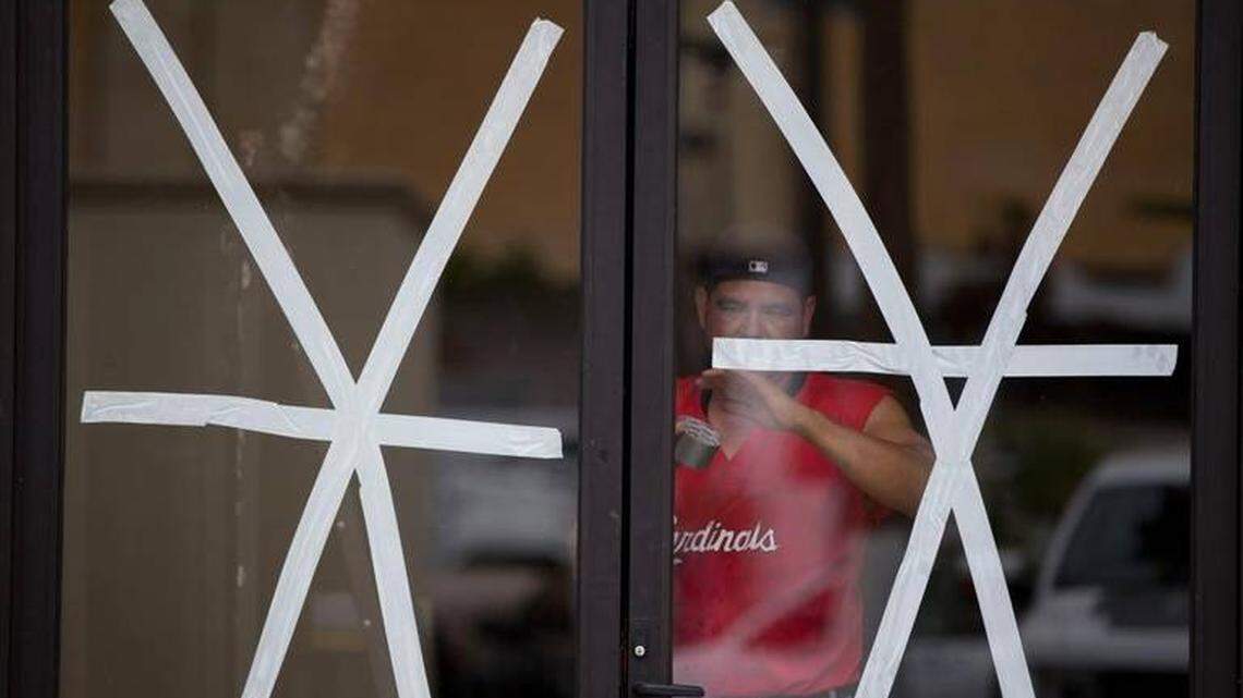 Taping windows to prevent them from shattering does not work and it doesn’t strengthen the glass. What it does is make the shattered pieces bigger and more dangerous. Eduardo Verdugo AP