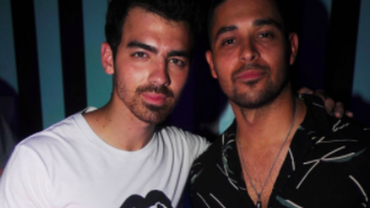 A Jonas Bro and Wilmer.