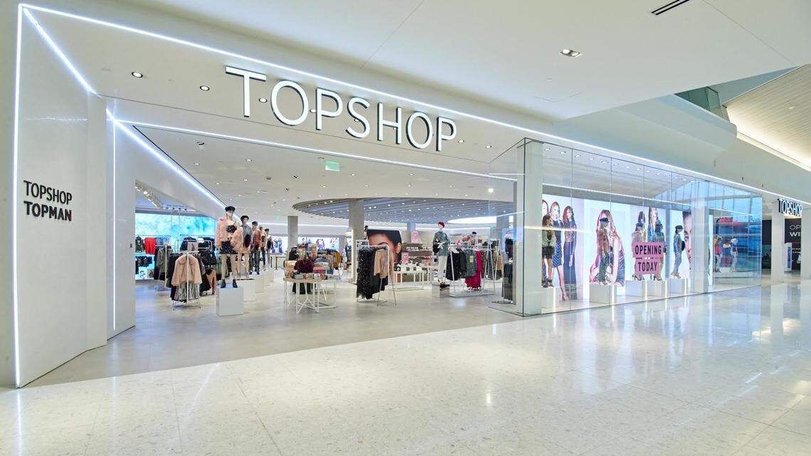 South Florida shoppers no longer have to account for shipping when they’re in the mood to snag threads from Topshop. The trendy UK retailer opened its first Florida location at Aventura on Nov. 20.