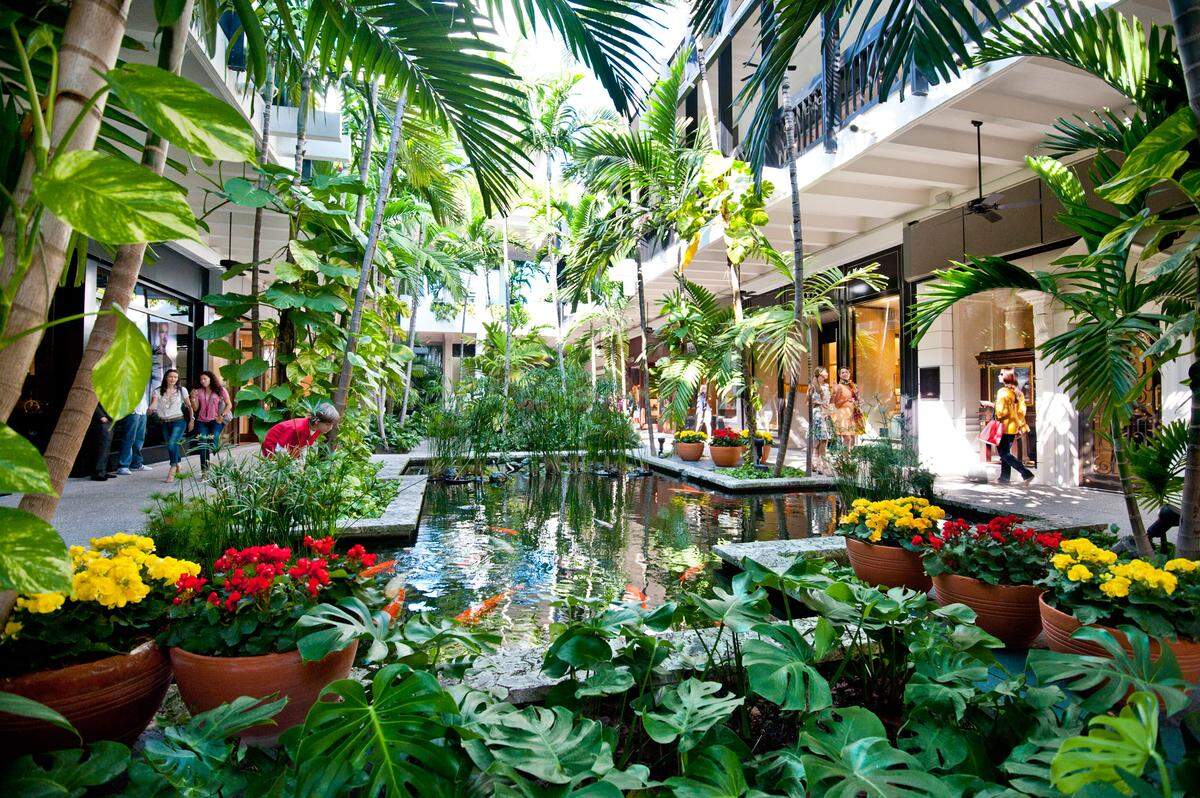 The lavish al fresco Bal Harbour Shops