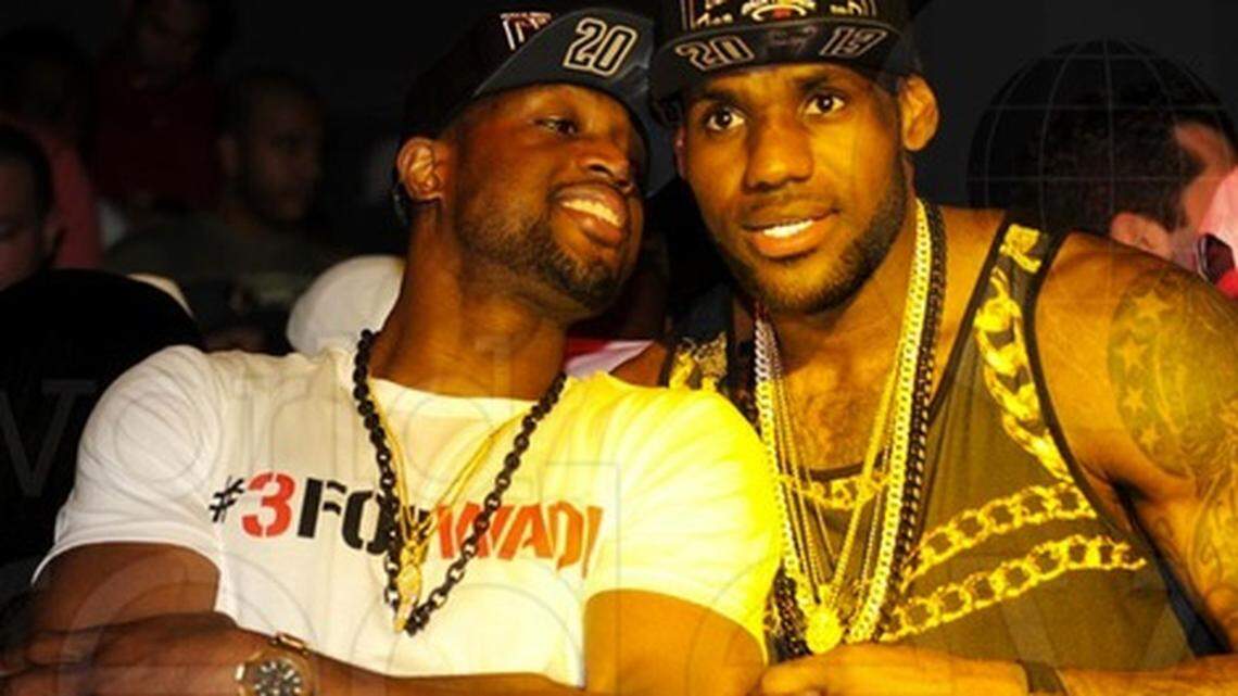 Dwyane Wade and LeBron James celebrate 2013 NBA title at Story nightclub. Photo: WorldRedEye.com
