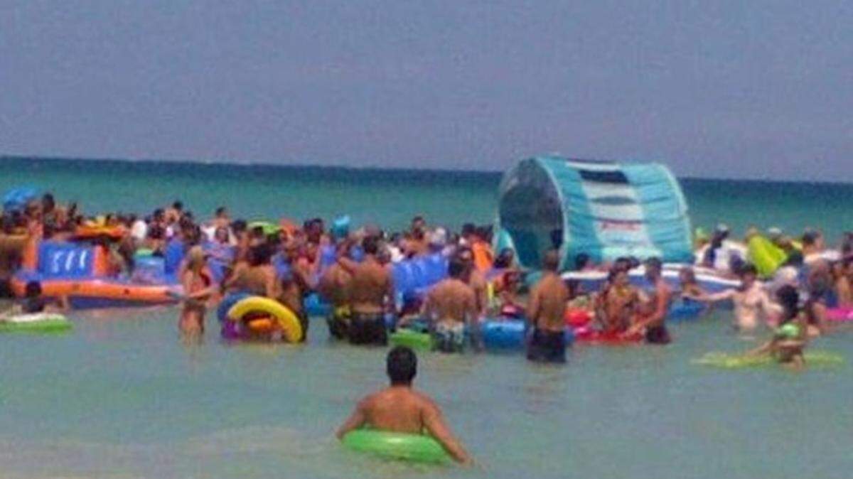 Floatopia Miami Beach
