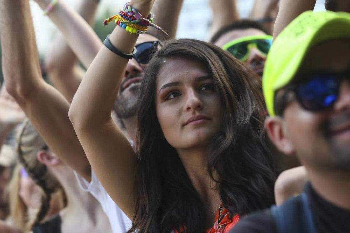 Festival goers enjoying the first day of Ultra Music Festival on March 24, 2017.