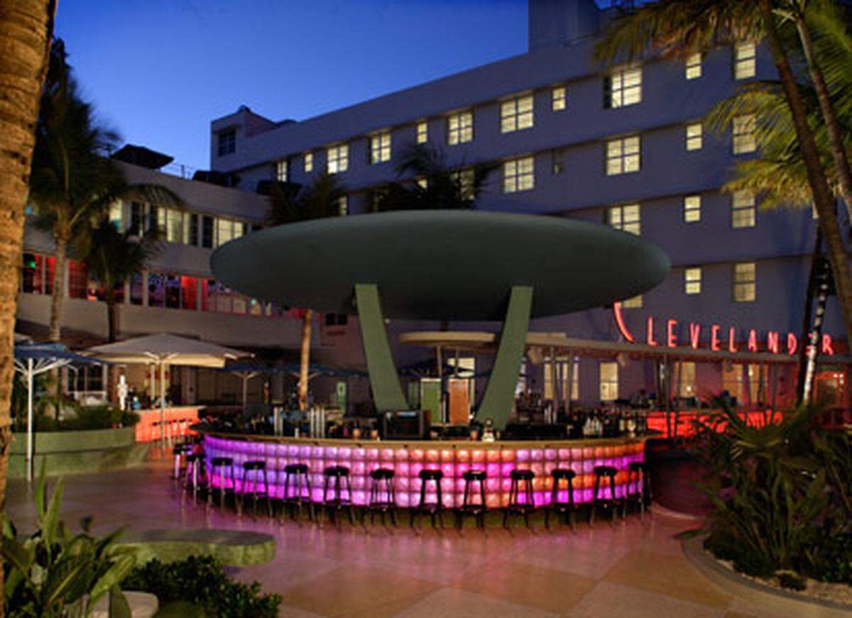 The Clevelander's fruity cocktails scream "I am on vacation!!!"