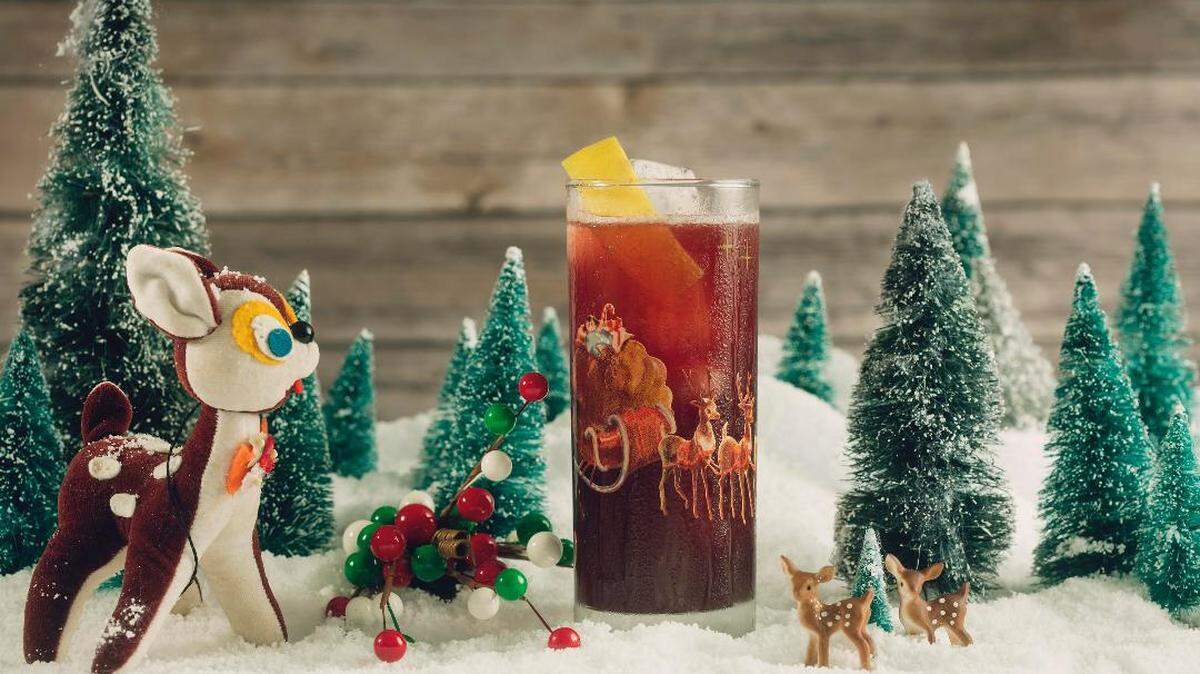 Drinking in the season at Miracle in Miami