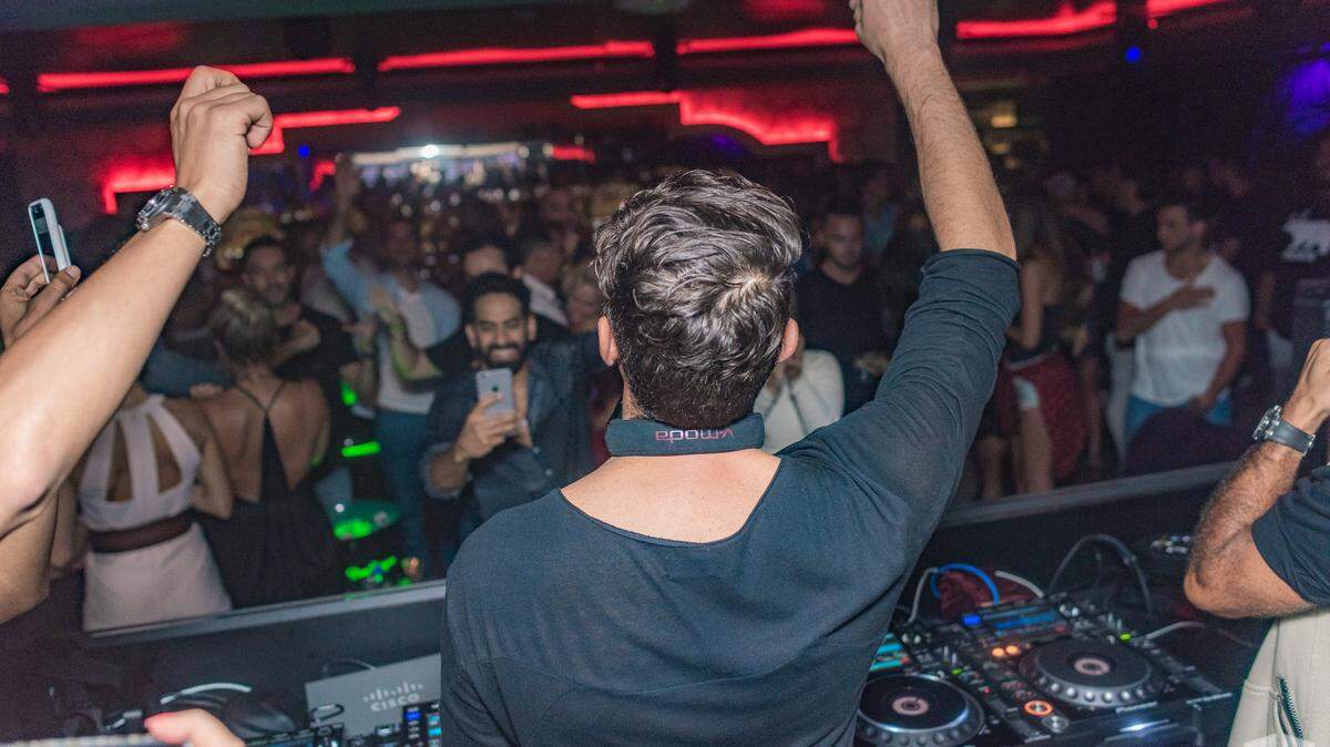 EnVie opens in South Beach, offering an intimate space for revelers to party.