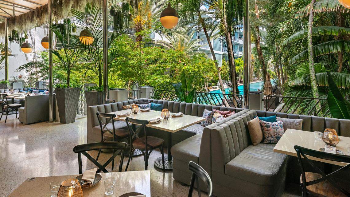 The outdoor terrace at Marea 1939 overlooks the National Hotel’s famous infinity pool.