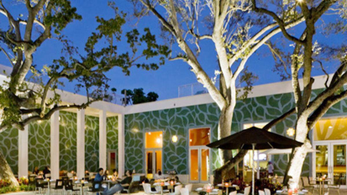 Brosia: spacious and scrumptious.