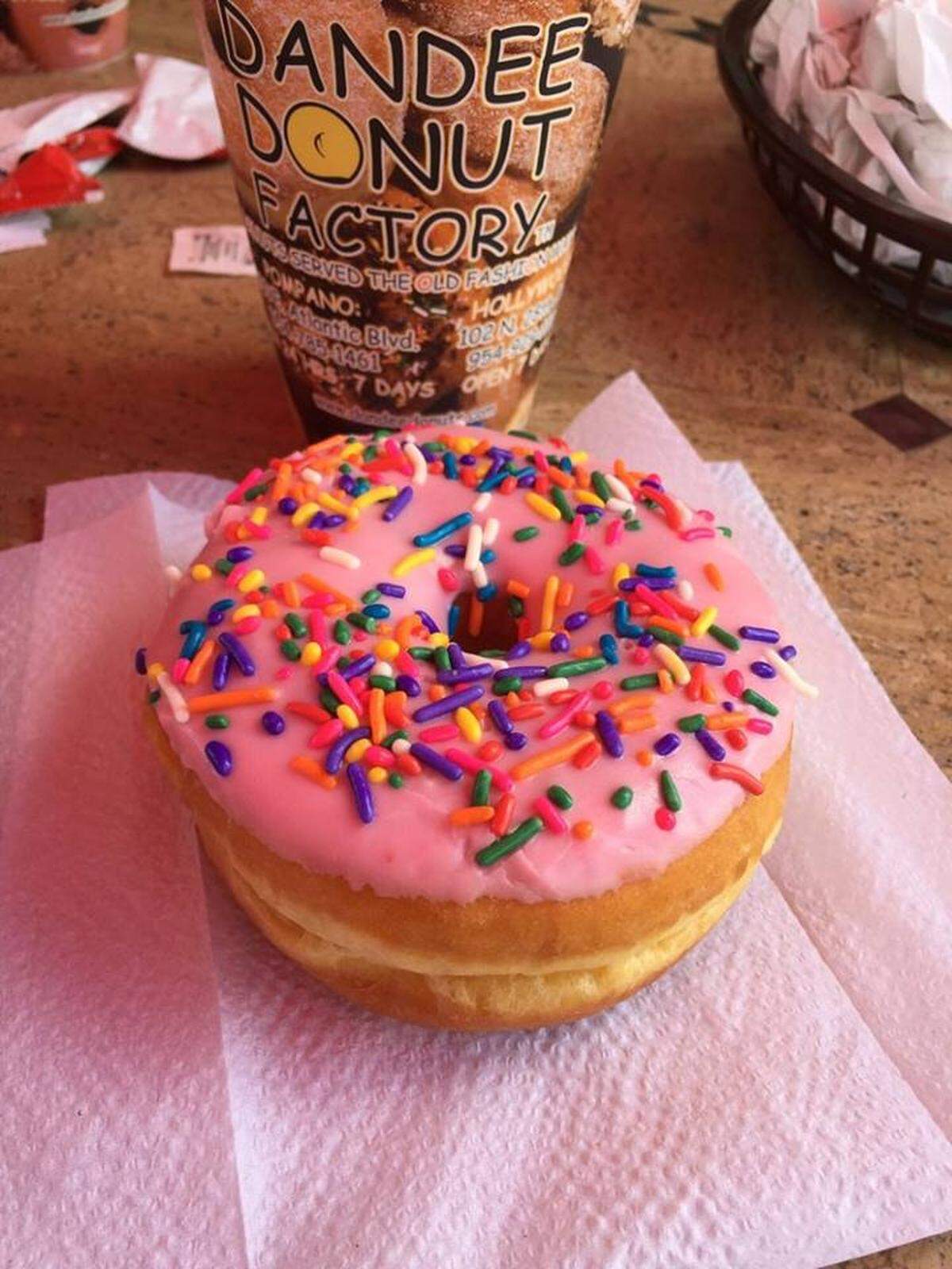 Classic frosted with sprinkles at Dandee Donut Factory. (Facebook)