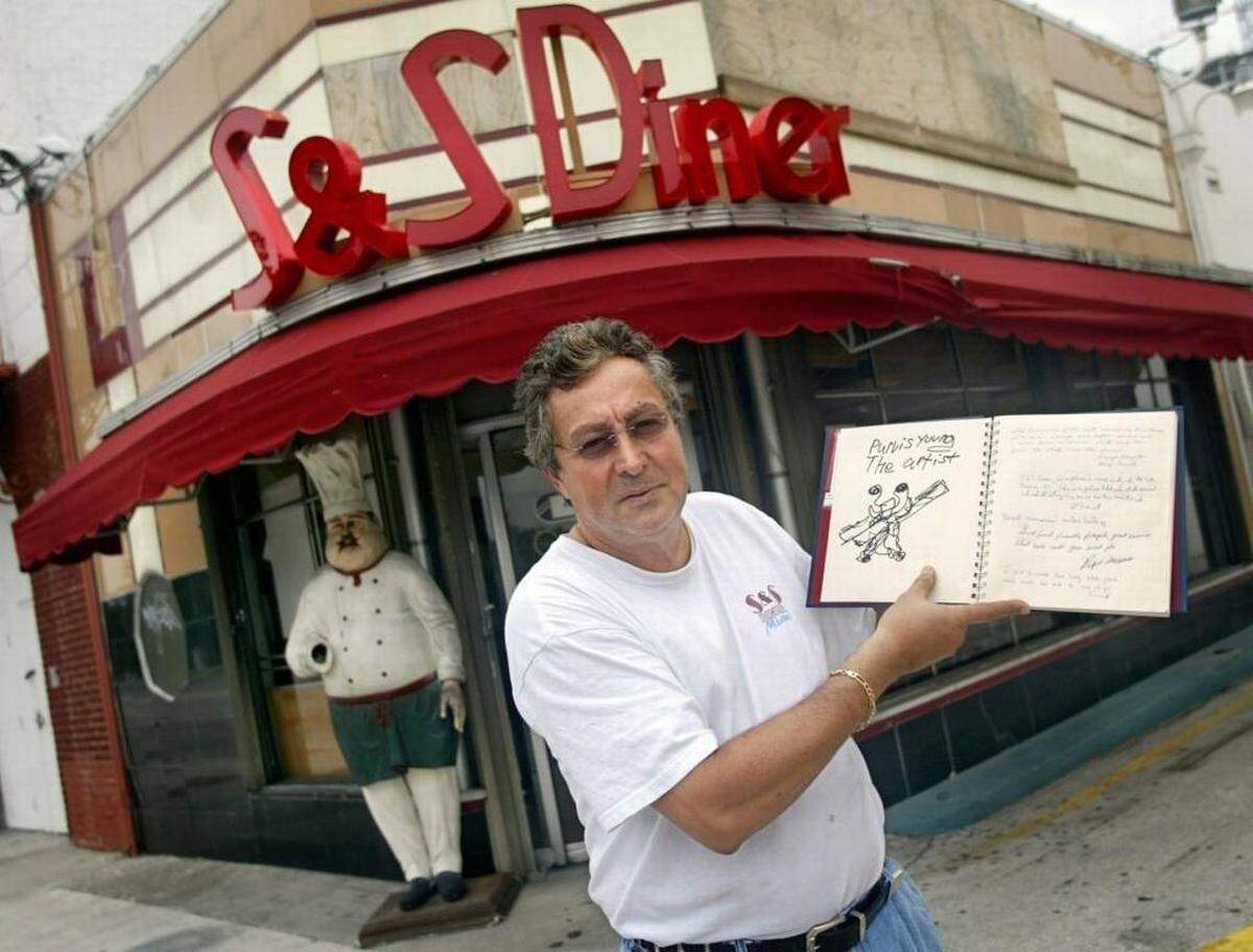 The former location of the S&amp;S Diner, whose facade of Art Deco glass tiles was named both a national and Miami historic landmark.