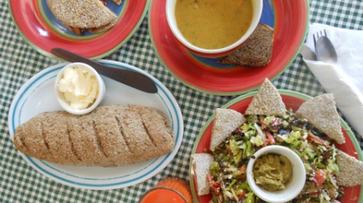 Grateful Bread photo by Linda Bladholm for the Miami Herald.