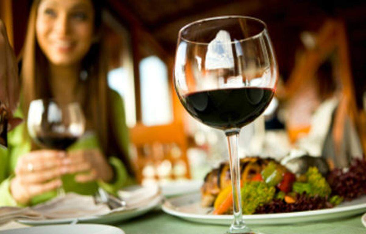 While there are no specific dinner specials for Nochebuena like during Thanksgiving, you can create your own meal for large or small gatherings.