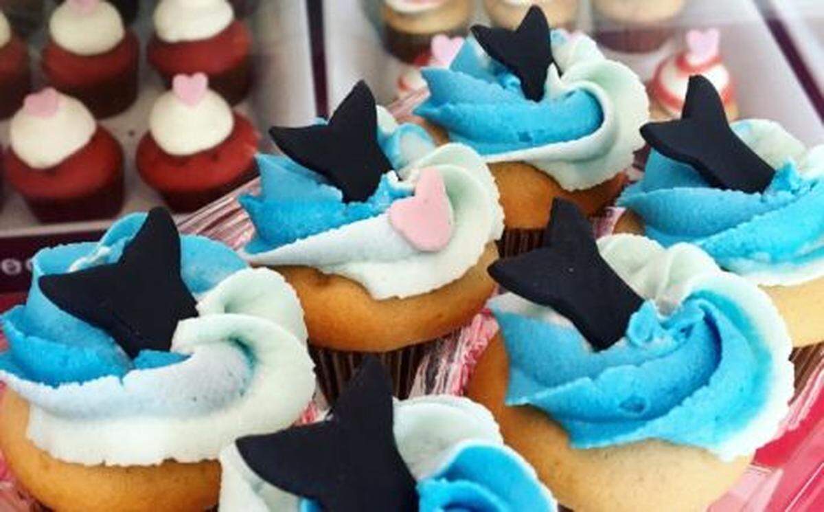 Bunniecakes made vegan “Lolita” cupcakes in honor of the Seaquarium’s killer whale.