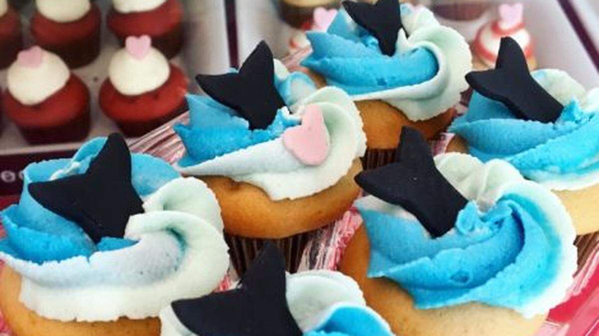 Bunnie Cakes' vegan Lolita cupcakes to raise money for the killer whale's retirement. (Handout)