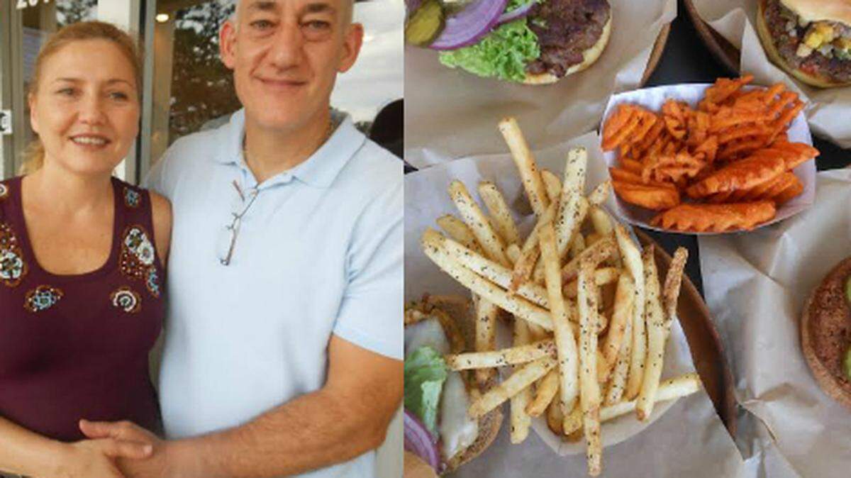 Gimme a Burger photos by Linda Bladholm for the Miami Herald