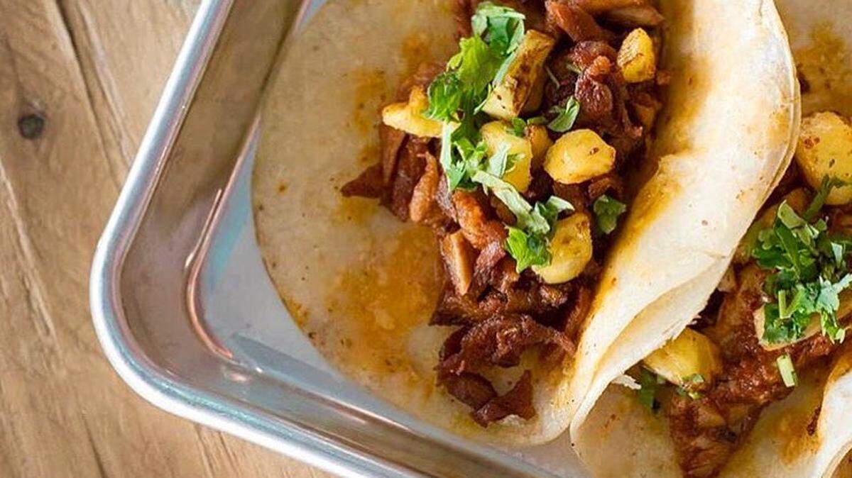 Al pastor tacos at 222 Taco
