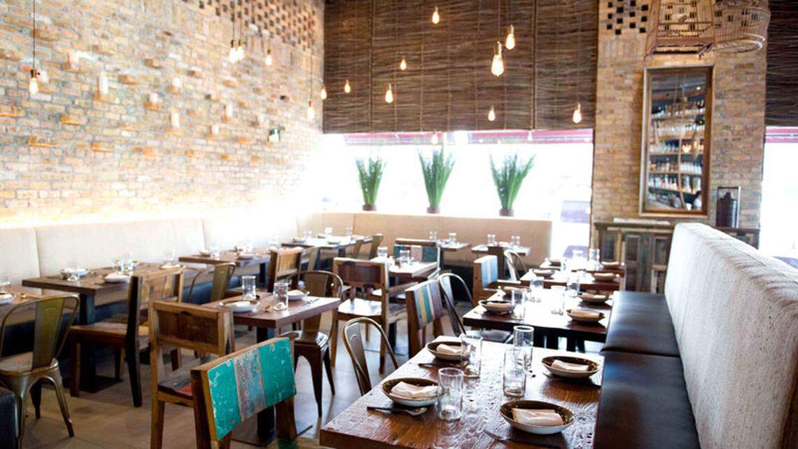 Khong River House dining room