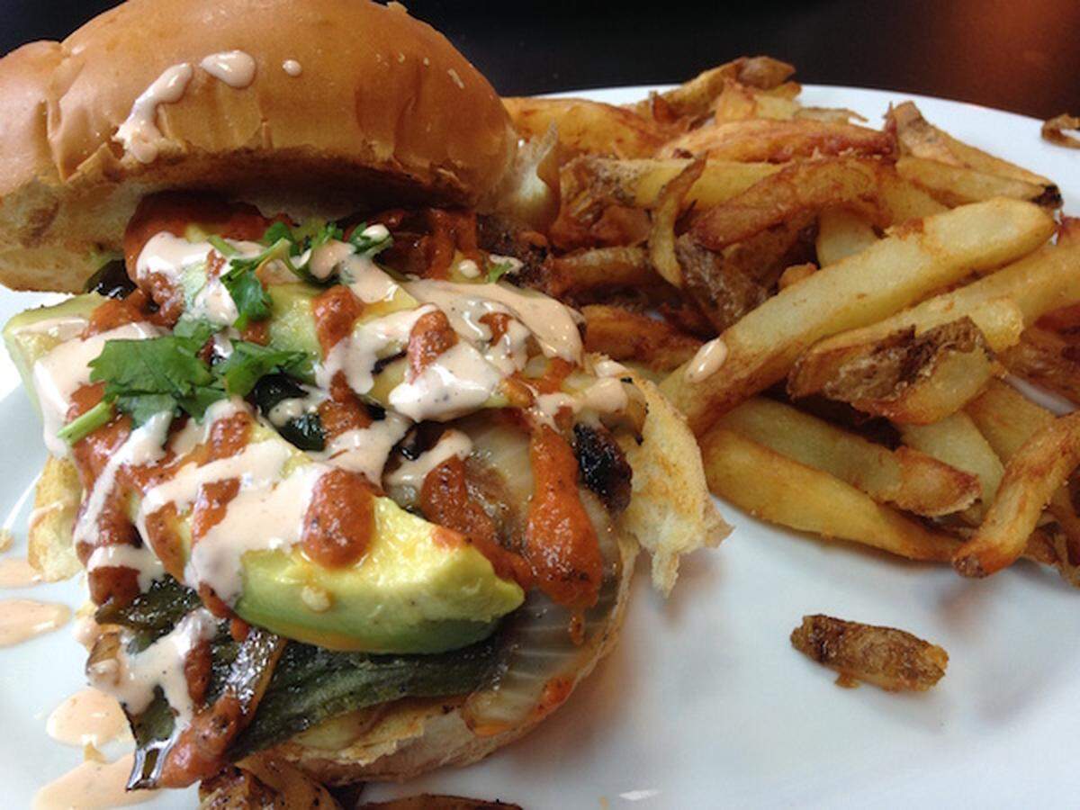 The Amari Burger at A-Mari-Mix