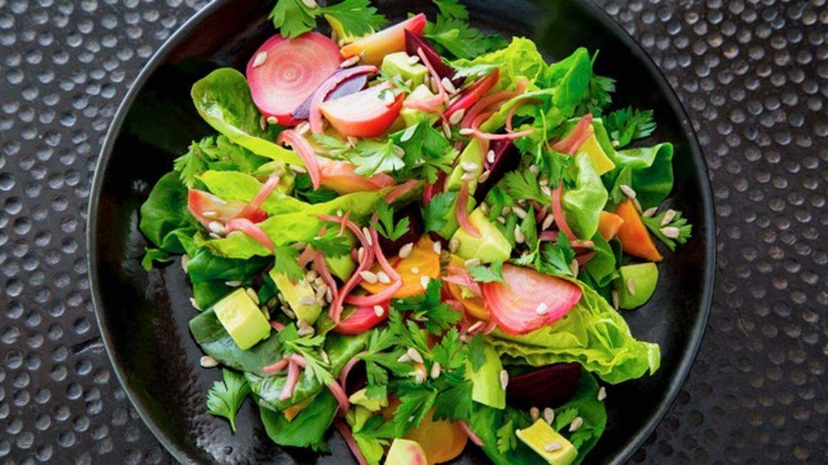 Roasted summer beet salad