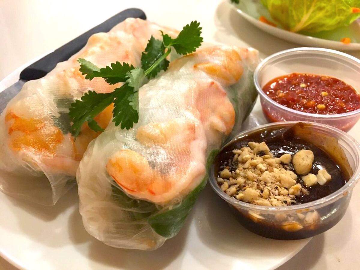 Summer rolls at Pho Mi 2Go