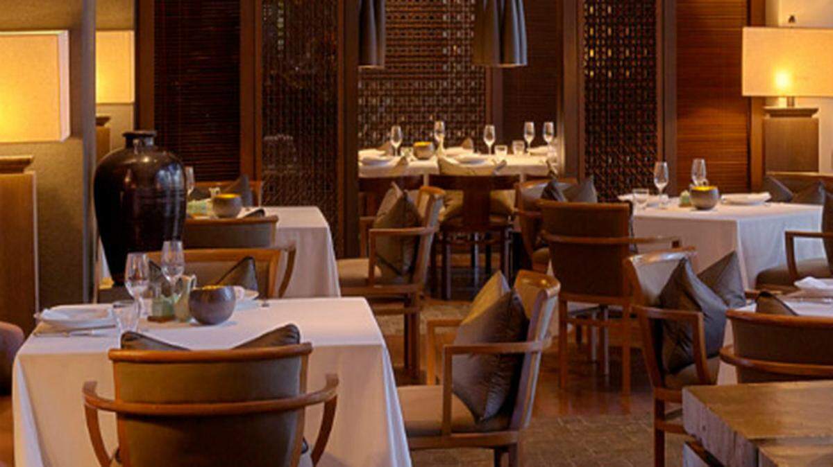 Restaurant at the Setai in Miami Beach.