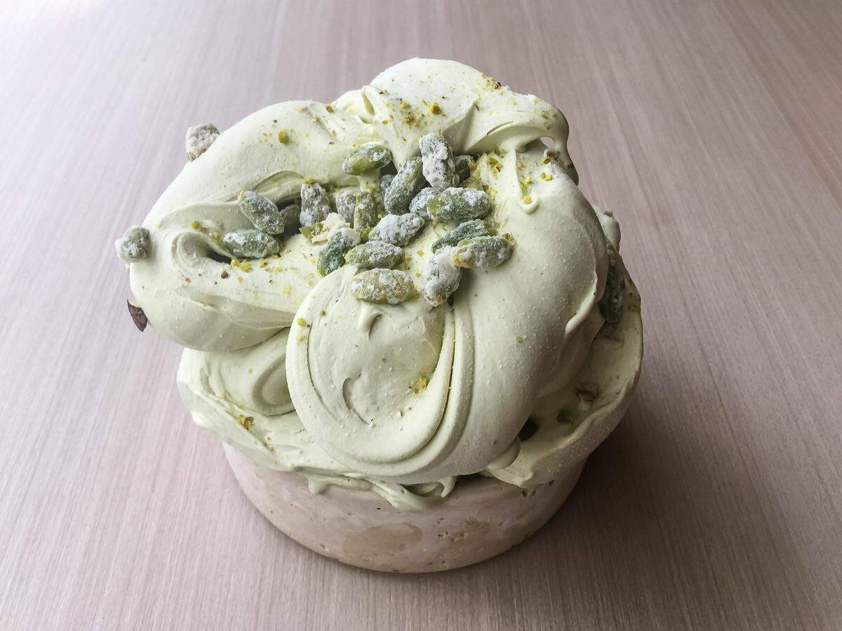 Honey Onyx Pistachio Gelato for Two