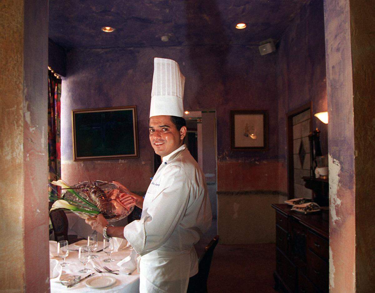 The late chef Alfredo Alvarez, shown here at his prime in 1995 at Giacosa restaurant in Coral Gables, died suddenly in January. His protege and widow have opened the restaurant he had planned on, M House, in Coral Gables.