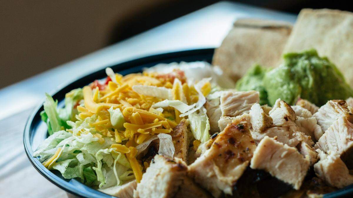 Grilled chicken bowls are the hottest seller at Natural Chicken Grill.
