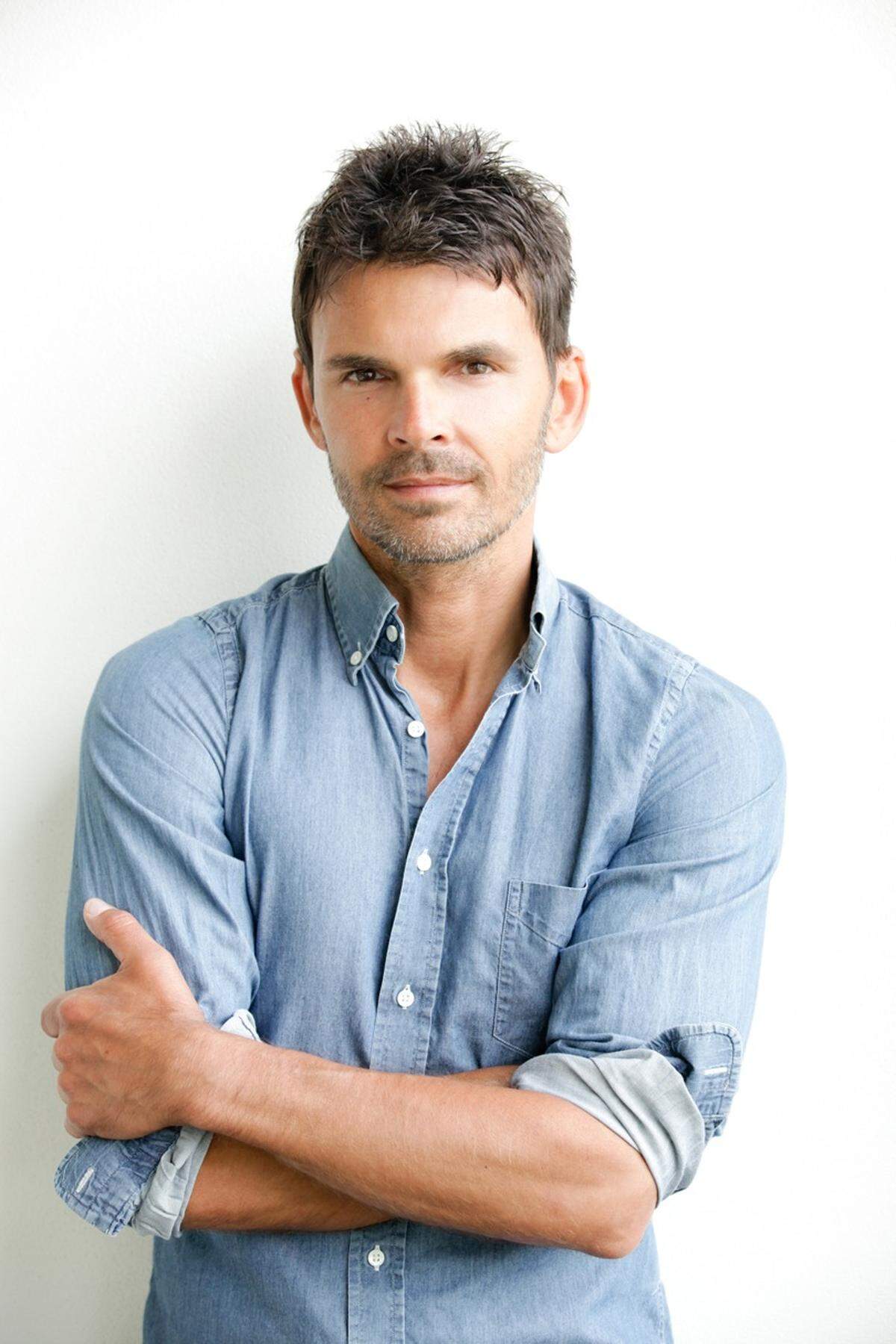 Matthew Kenney, a celebrated vegan and raw food chef and cookbook author, is being sued by his landlord/business partner at Plant Food and Wine in Miami.