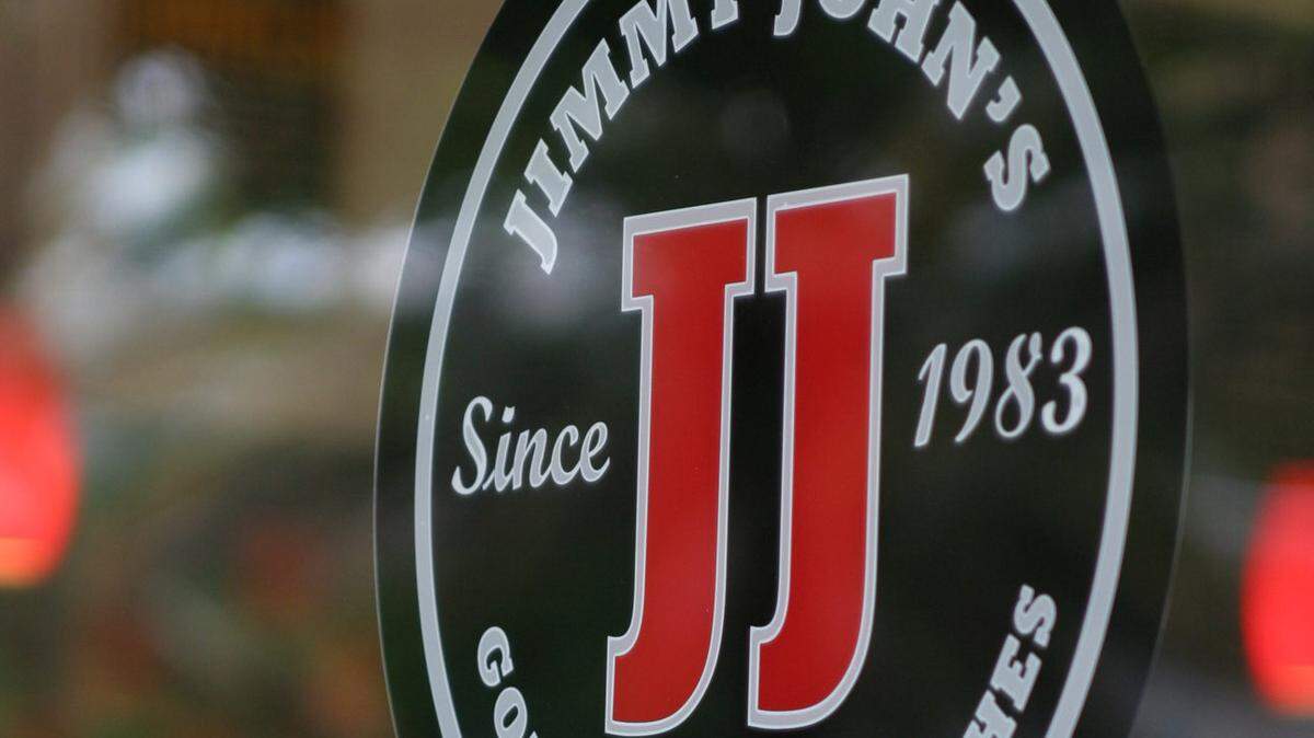 4/5/07- ALLISON BEZOLD/FOR THE MIAMI HERALD-- Jimmy John’s sandwich restaurant located on Miracle Mile in Coral Gables. (Coral Gables, 7 of)