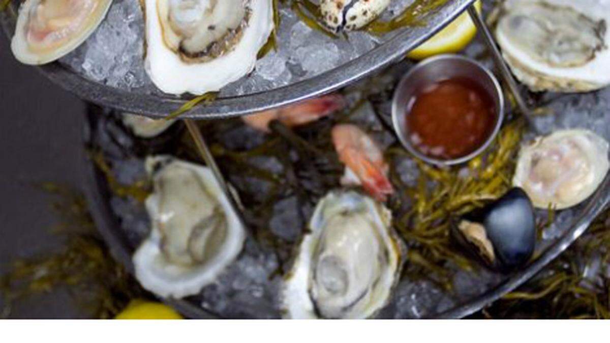 River Seafood &amp; Oyster Bar