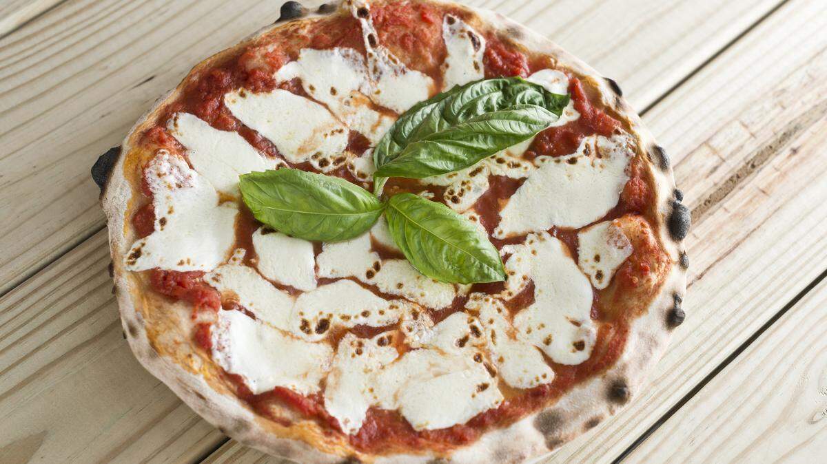 The Graziano's Argentine restaurant and market franchise has expanded to a pizza restaurant, Lucia's Pizzeria in South Miami
