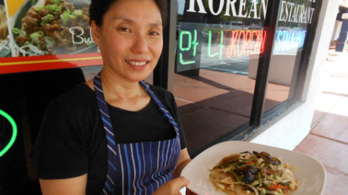 Manna photo by Linda Bladholm / Miami Herald