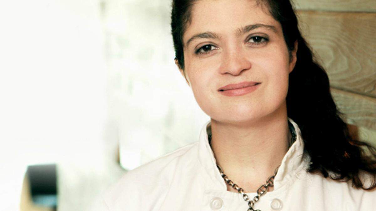 Chef Alex Guarnaschelli of Driftwood Room at Nautilus in South Beach, a Sixty Hotel.