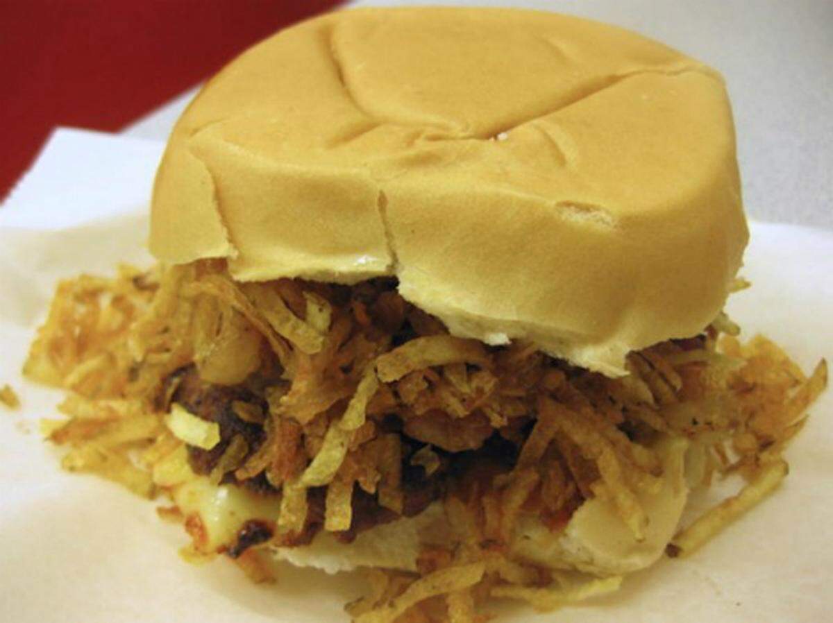 El Rey de las Fritas photo from BurgerBeast.com