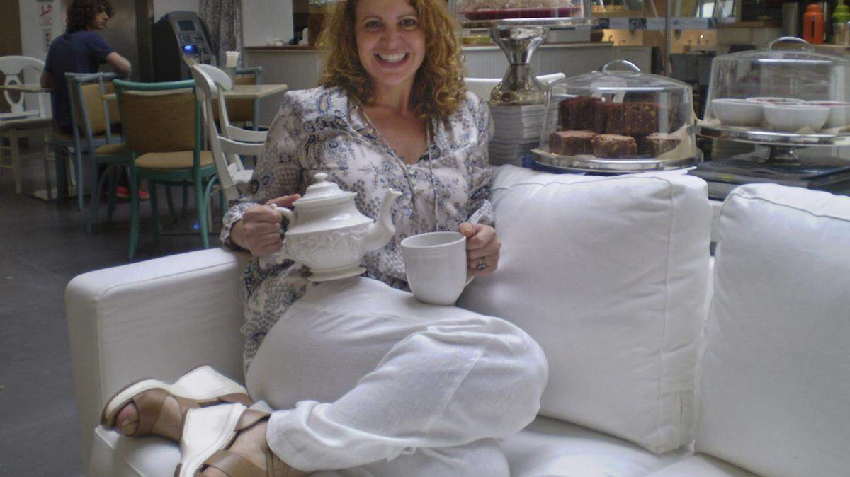 DESIGN DISTRICT: Chef Michelle Bernstein relaxes at her casual bakery cafe, Crumb on Parchment.