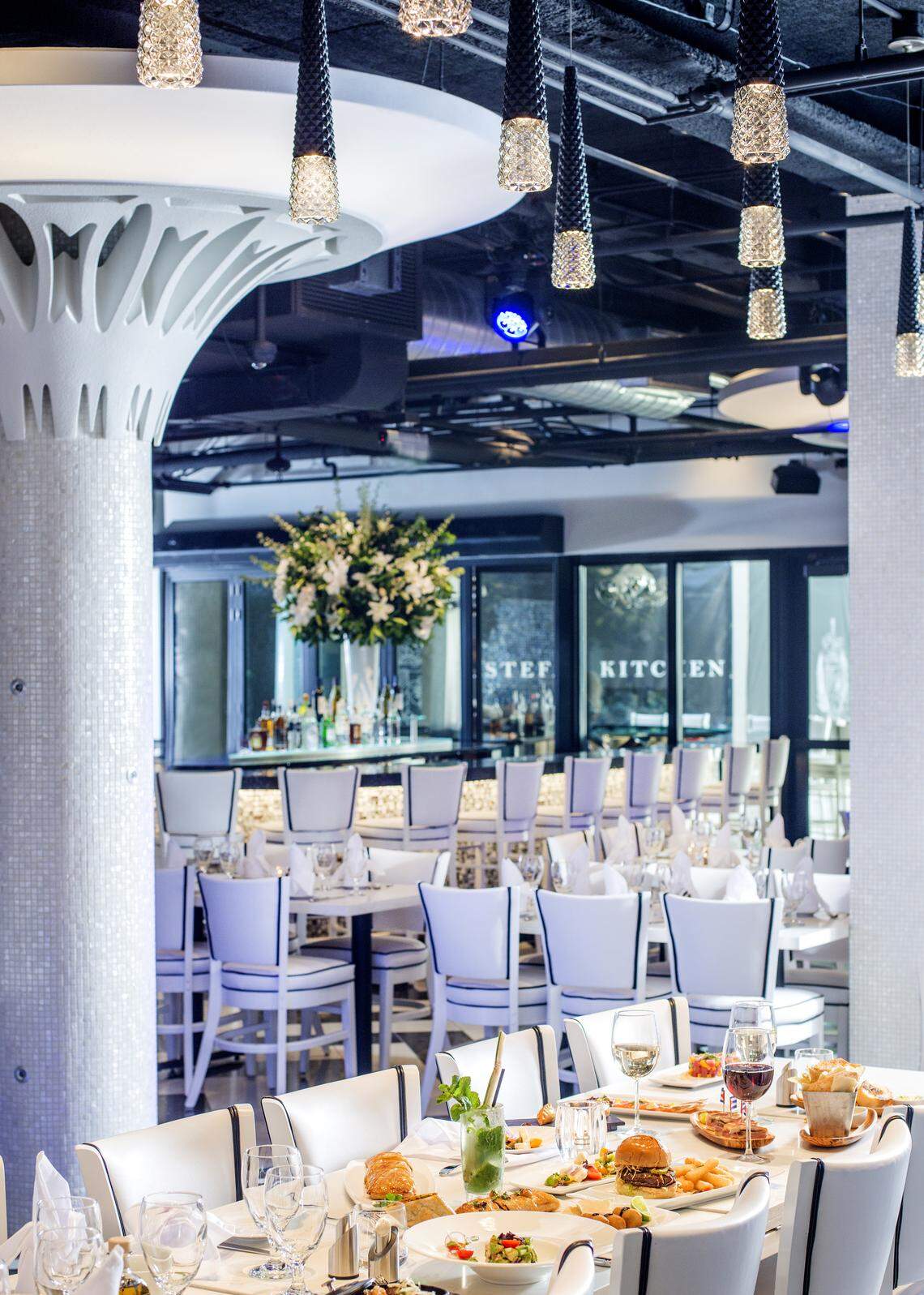 The Art Deco column at Estefan's Kitchen.