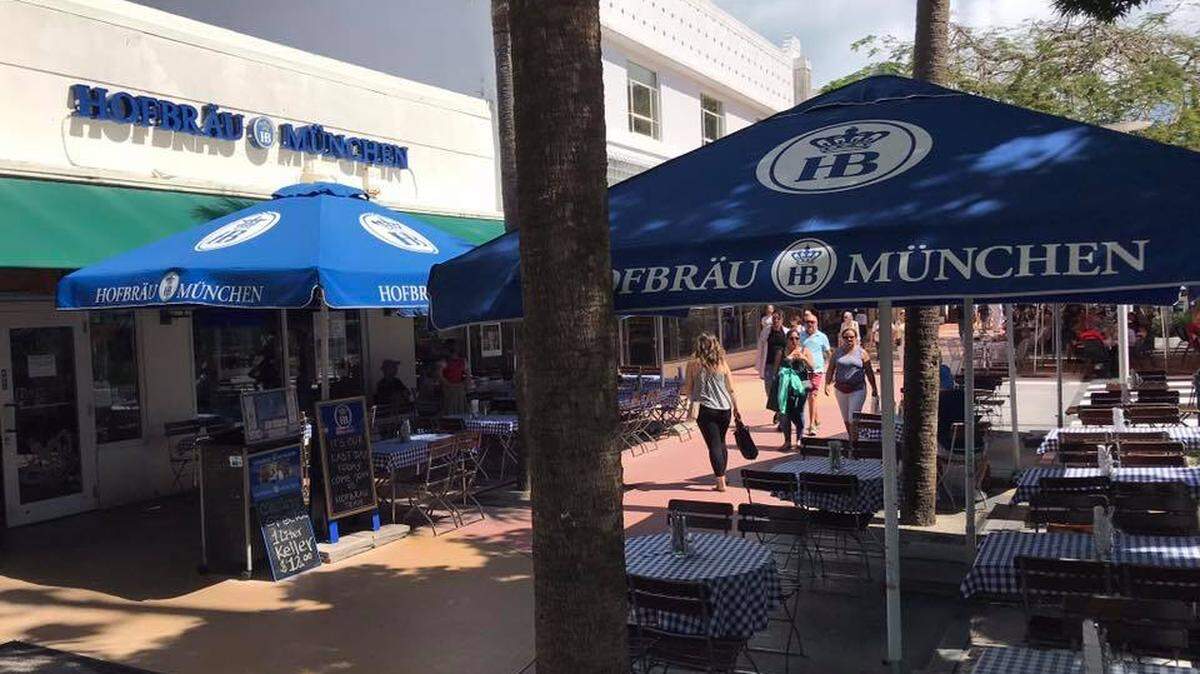 Hofbrau on Lincoln Road is no more.