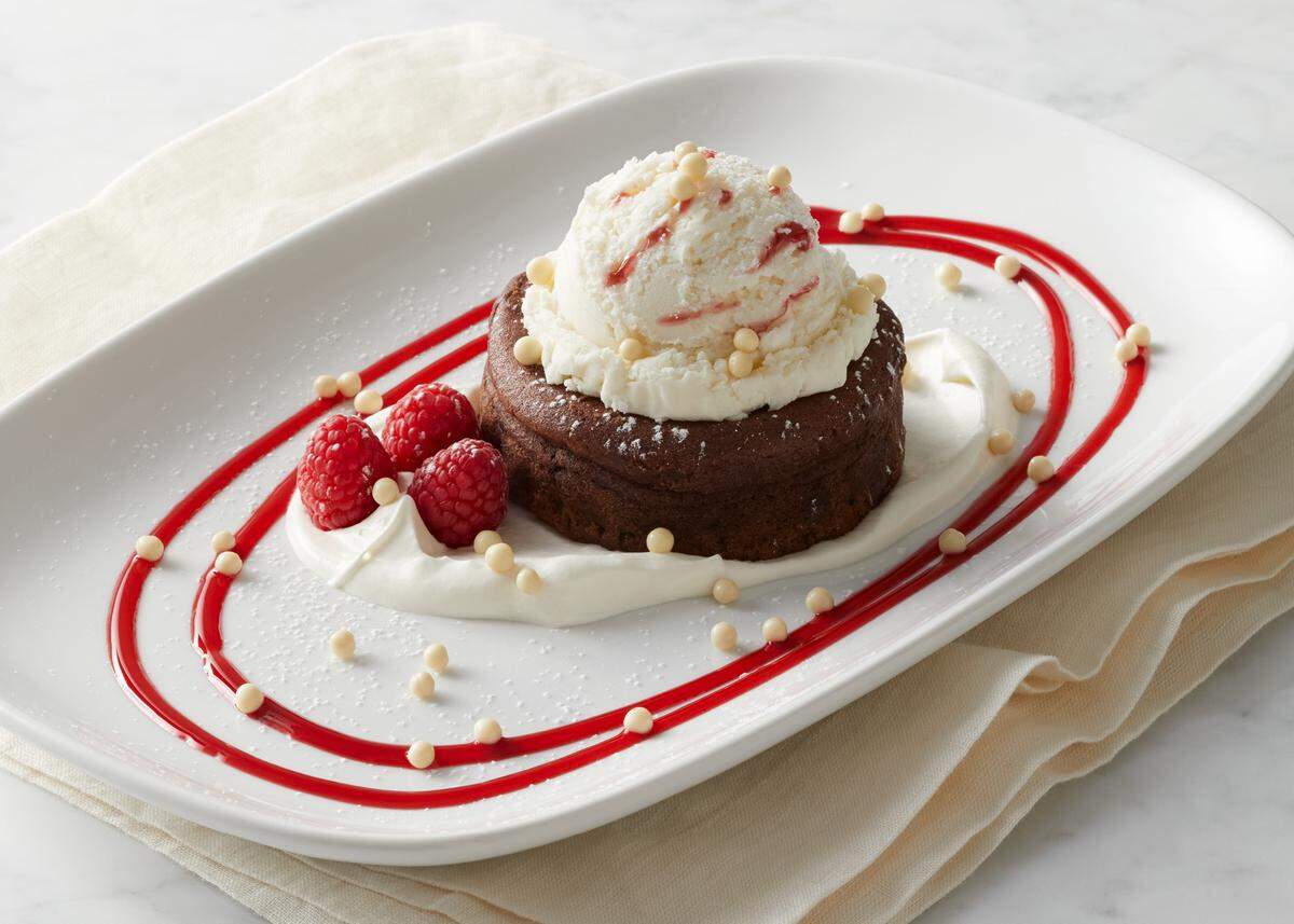 BRIO Molten Chocolate Cake (Handout)