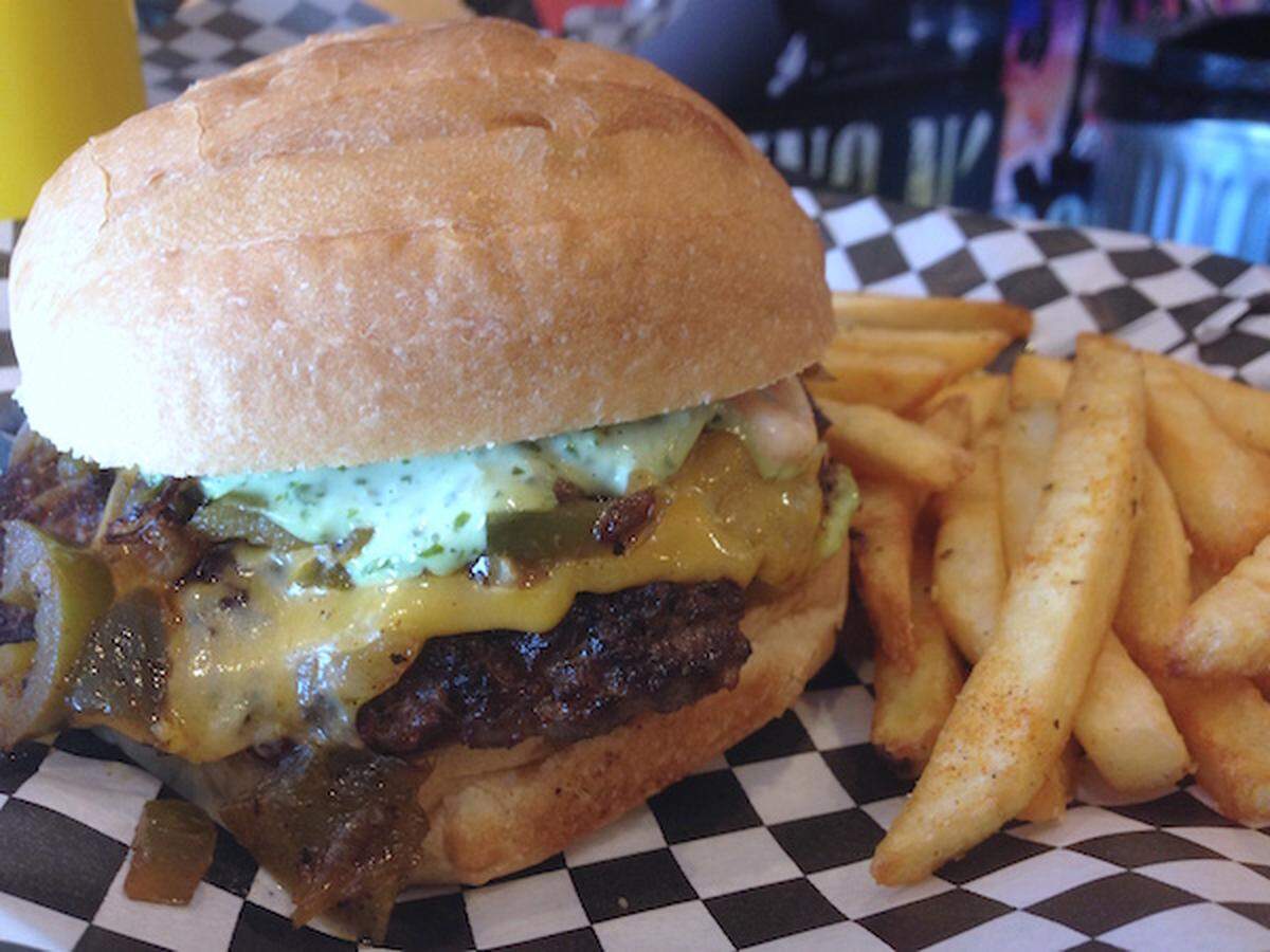 Rock That Burger's Ring of Fire burger