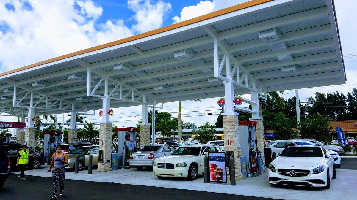 Drivers flock to Wawa’s super affordable gas in Davie.